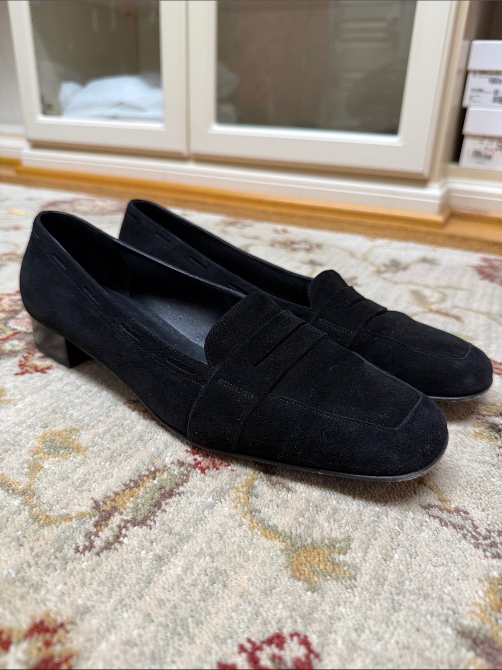 Salvatore Ferragamo Darrel style Black Suede Women’s Loafers - Picture 2 of 8
